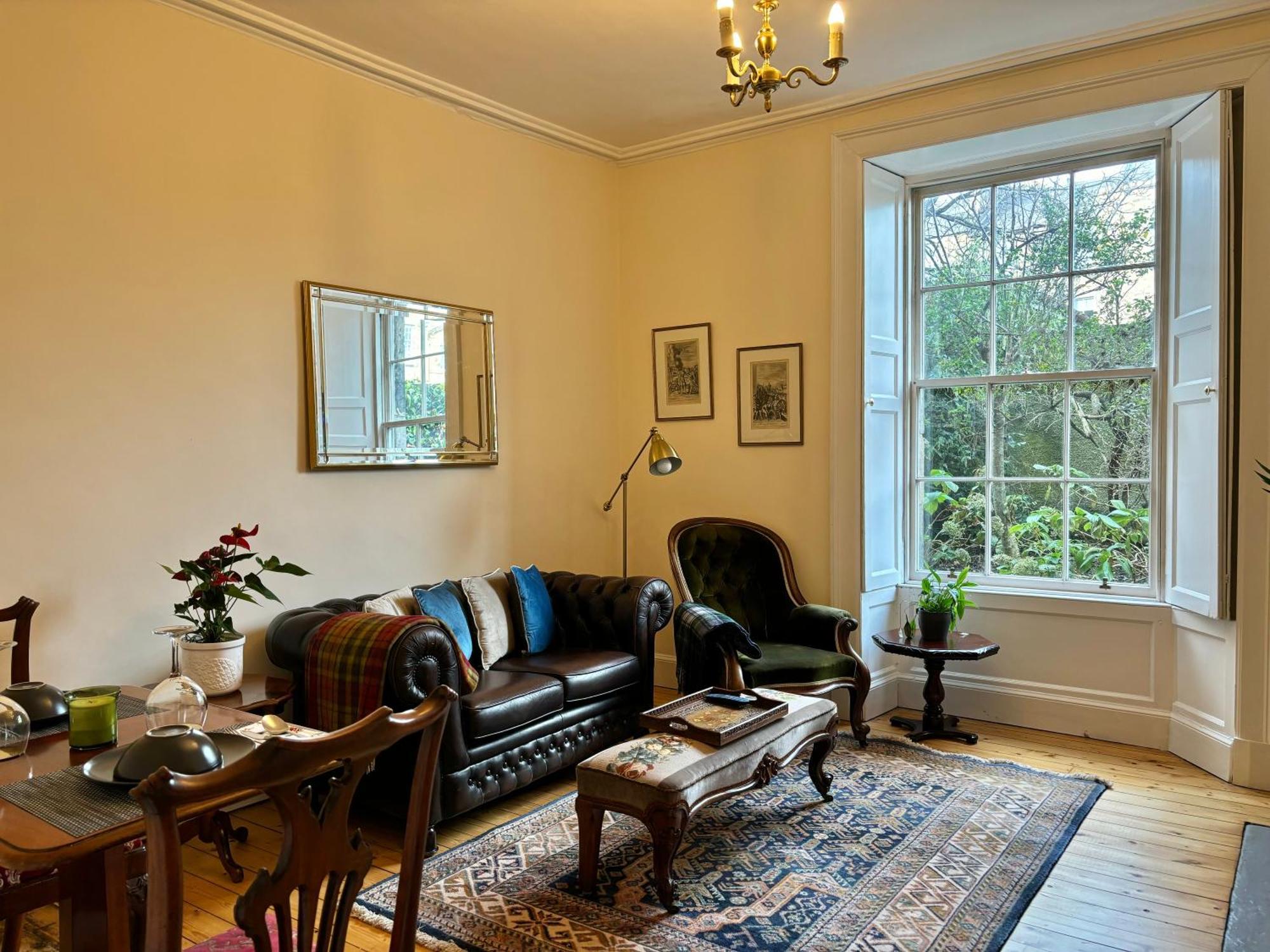 Apartamento Cosy Georgian Flat Edimburgo Exterior foto
